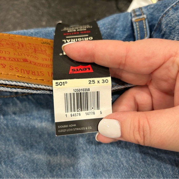 NWT Levi’s 501 High Rise Straight Jeans Free People - Picture 5 of 7